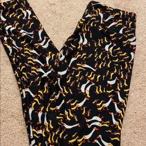 Lularoe one size duck leggings.